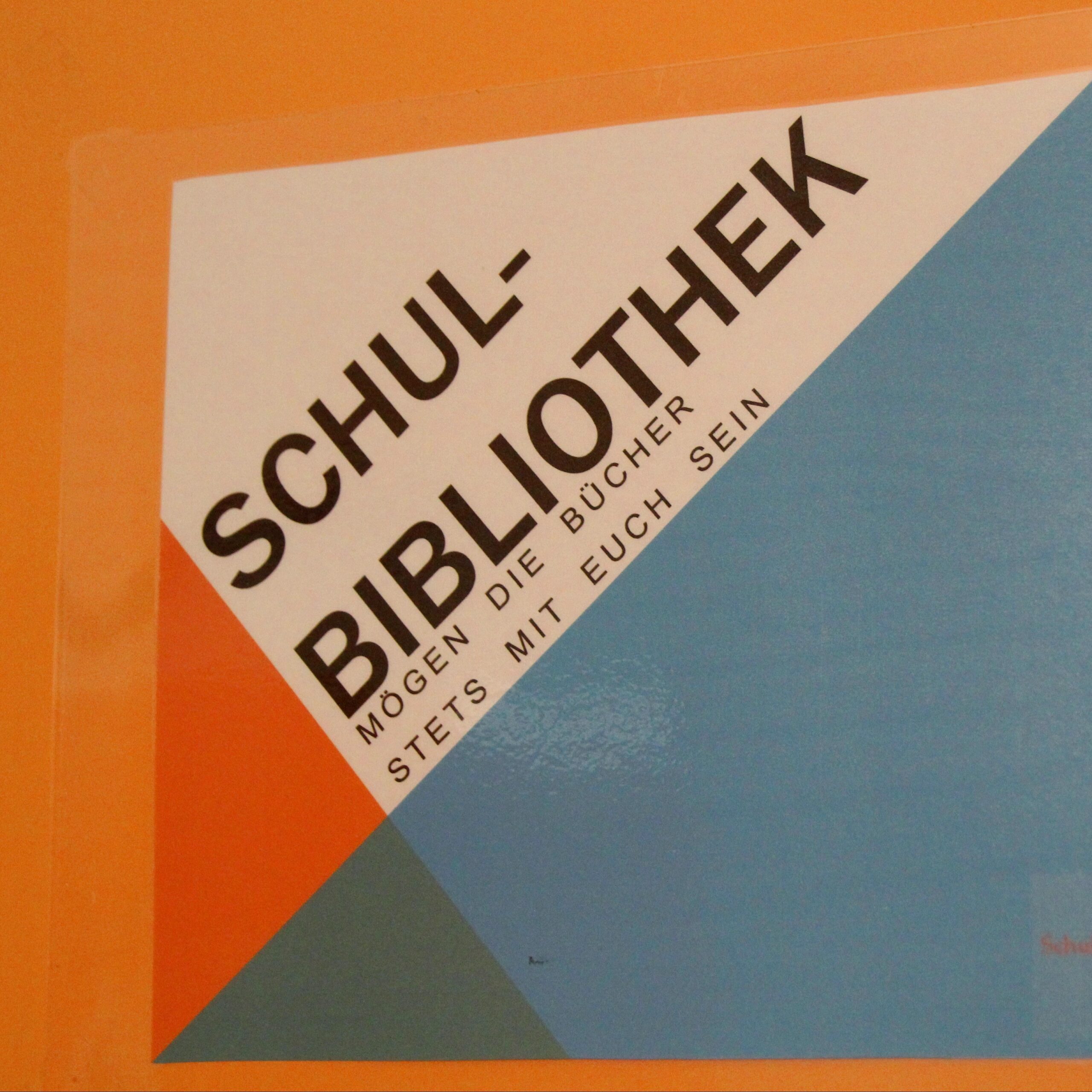 Schild der Schulbibliothek